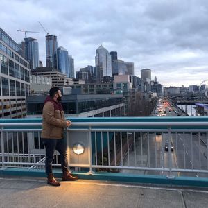 Meet your Posher, Naimi